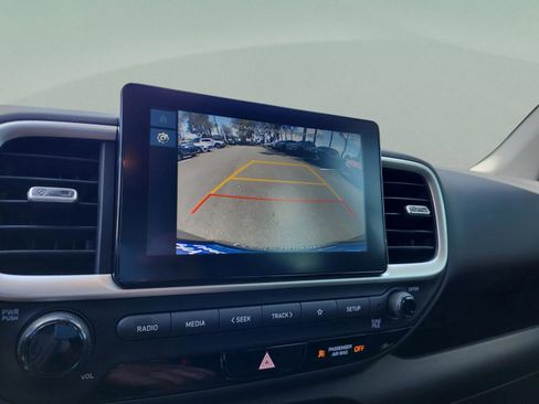 Certified 2026 Hyundai Venue SEL FWD image 23