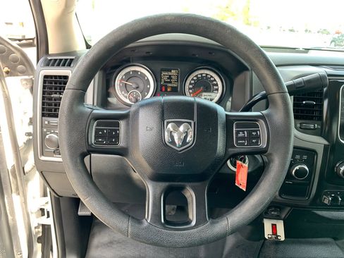 Used 2015 RAM 3500 Tradesman image 11