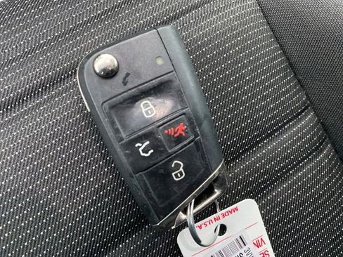 Used 2024 Volkswagen Tiguan S image 24