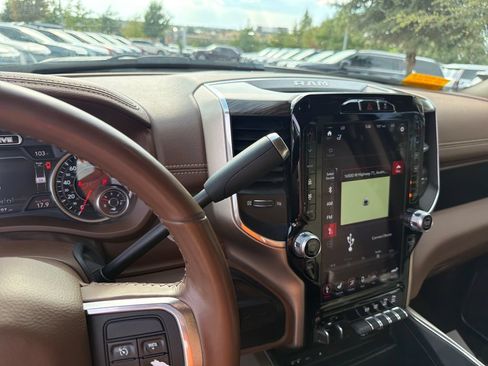 Used 2019 RAM 2500 Laramie AWD/4WD image 29