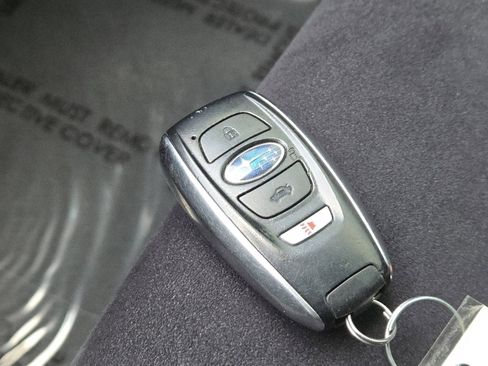 Used 2022 Subaru WRX Limited image 32