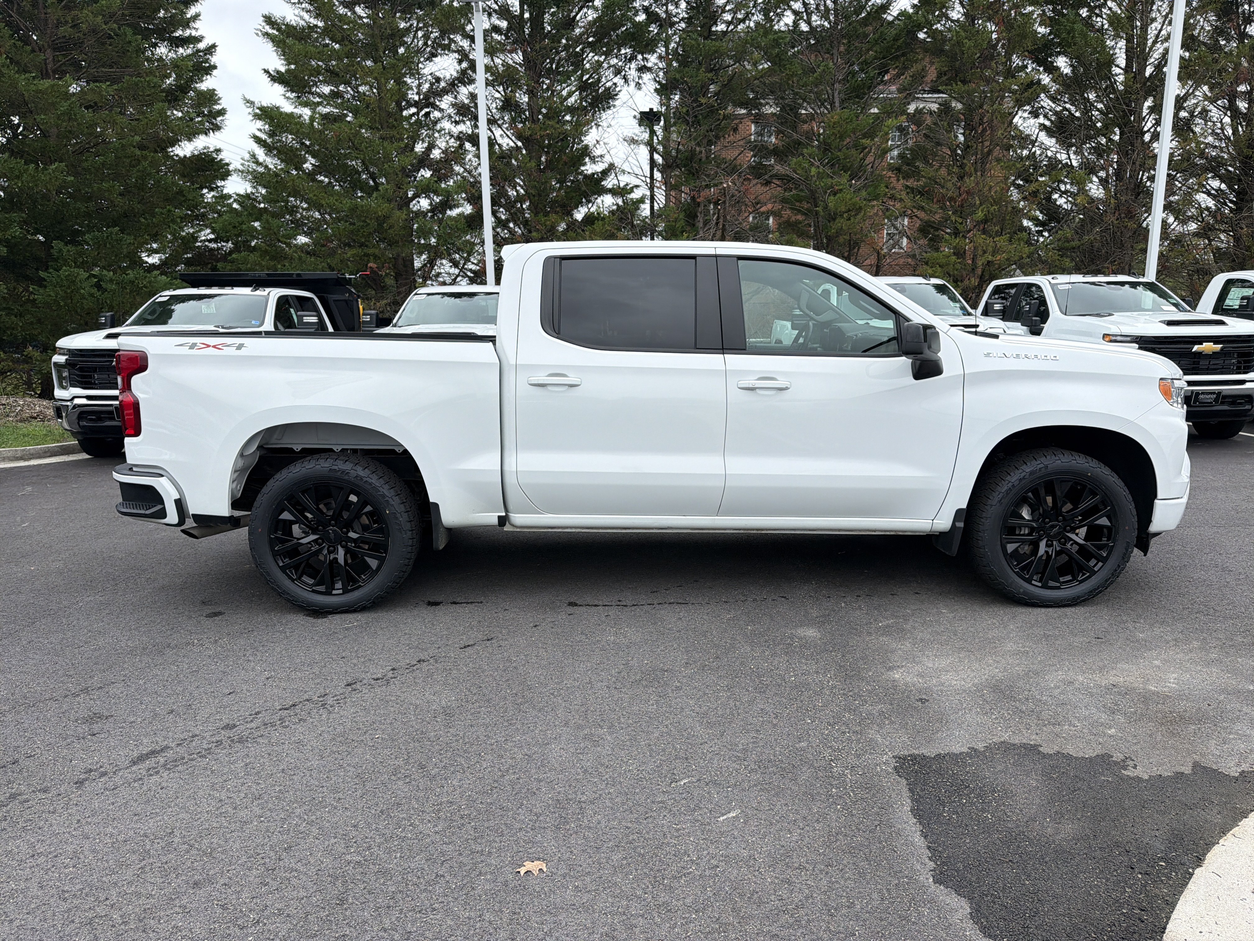 Used 2026 Chevrolet Silverado 1500 RST AWD/4WD image 11