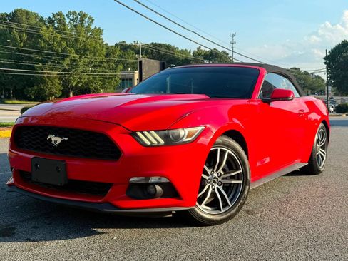 Used 2016 Ford Mustang Premium RWD image 12