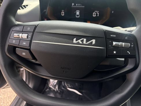 Used 2026 Kia K4 FWD image 28