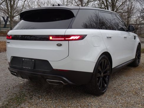 Certified 2023 Land Rover Range Rover Sport SE image 10