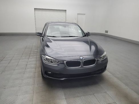 Used 2018 BMW 320i Sedan w/ Convenience Package RWD image 14