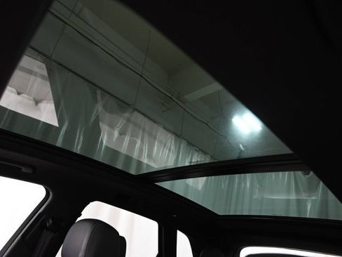 Used 2023 Audi SQ5 Prestige AWD/4WD image 23