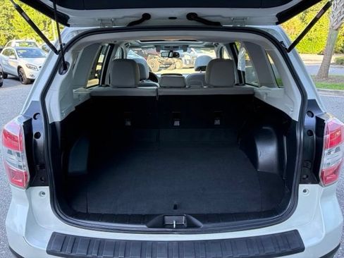 Used 2014 Subaru Forester 2.5i Touring AWD/4WD image 34