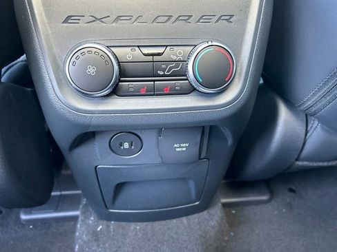 New 2026 Ford Explorer ST-Line w/ ST-Line Street Pack AWD/4WD image 18