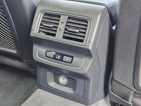 Used 2020 Audi Q5 2.0T Premium w/ Convenience Package AWD/4WD image 14