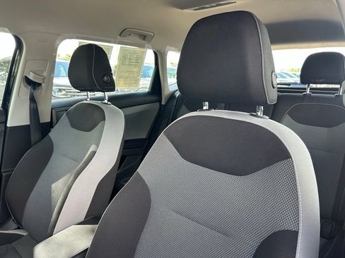 Certified 2023 Volkswagen Taos S FWD image 19