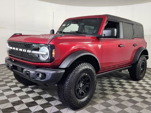 New 2026 Ford Bronco Badlands AWD/4WD image 3
