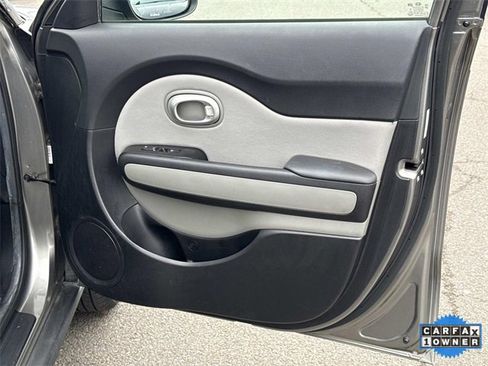 Used 2015 Kia Soul + image 8