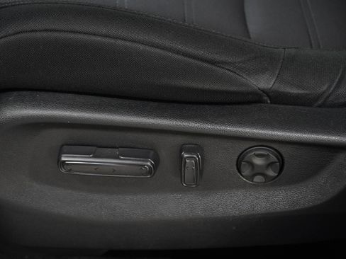Used 2019 Honda CR-V EX image 21