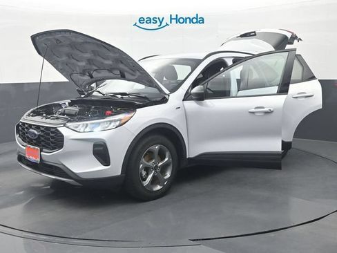 Used 2025 Ford Escape ST-Line FWD image 37
