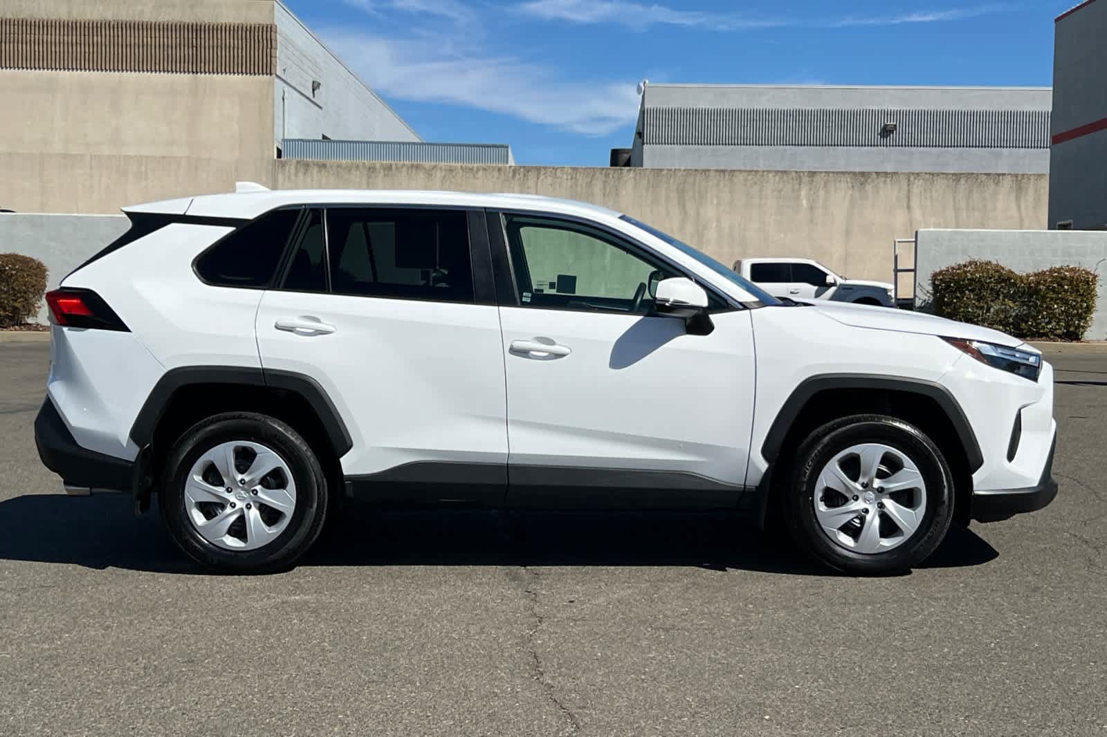 Certified 2025 Toyota RAV4 LE AWD/4WD image 6