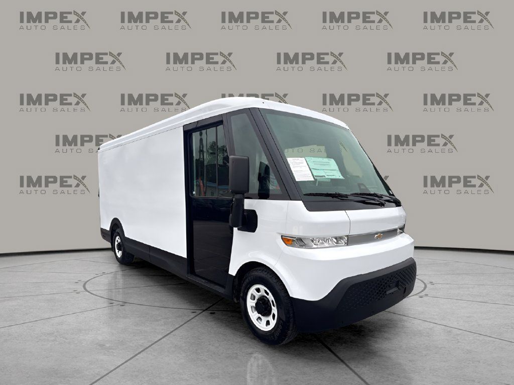 Used 2025 Chevrolet Brightdrop 600 AWD/4WD image 3