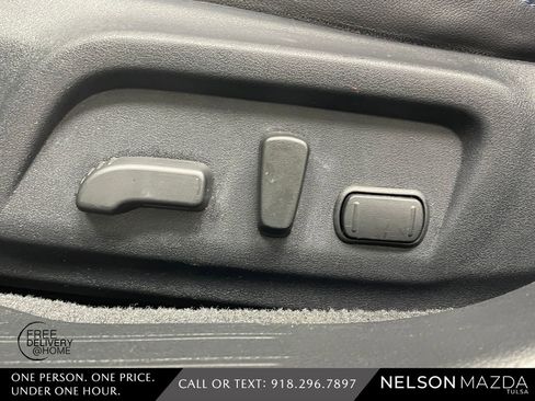 Used 2017 Subaru Legacy 2.5i Sport image 18