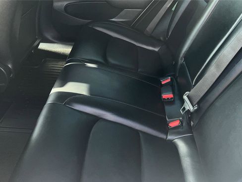 Used 2021 Tesla Model 3 Standard Range Plus image 14