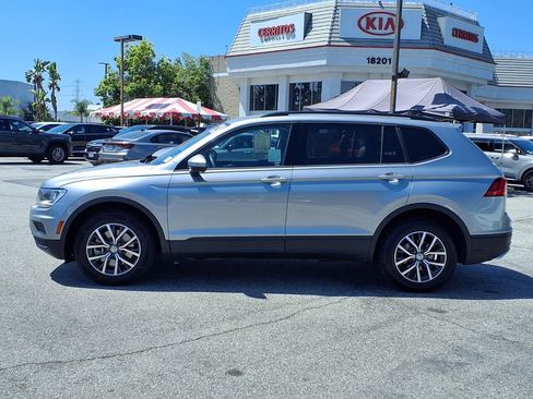 Used 2021 Volkswagen Tiguan S FWD image 2