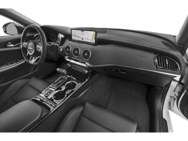 Used 2022 Kia Stinger GT-Line w/ Sun & Sound Package RWD image 18