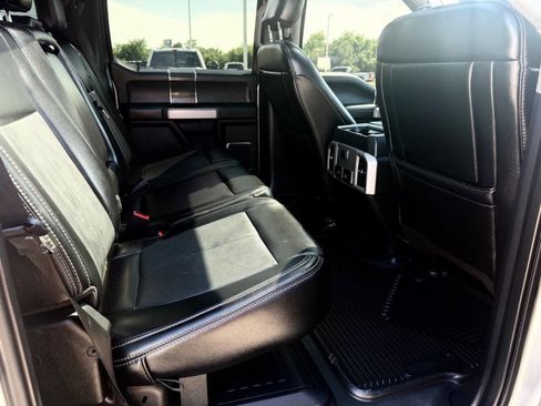 Used 2021 Ford F250 Lariat w/ Lariat Ultimate Package AWD/4WD image 31