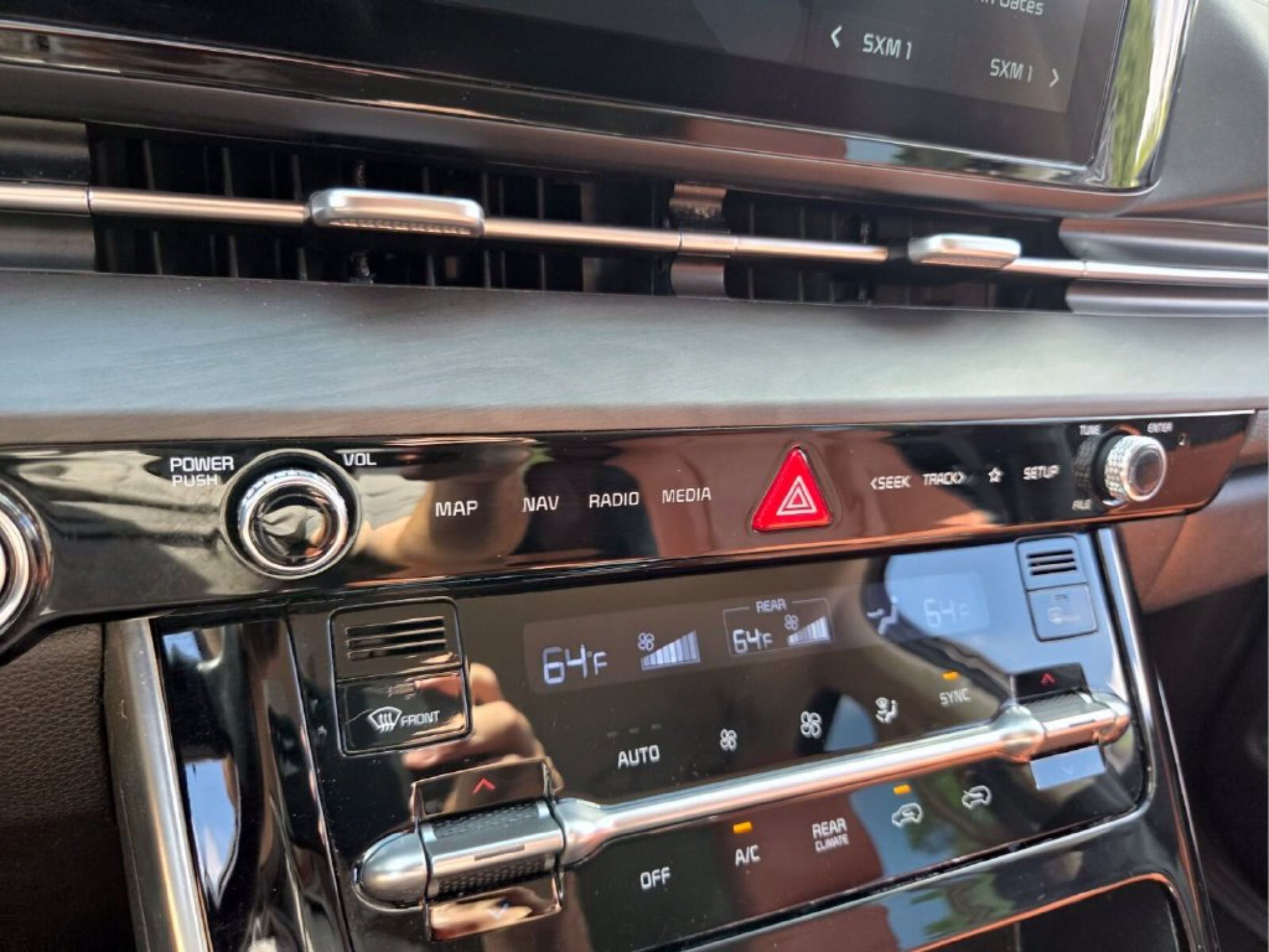 Used 2022 Kia Carnival SX FWD image 27