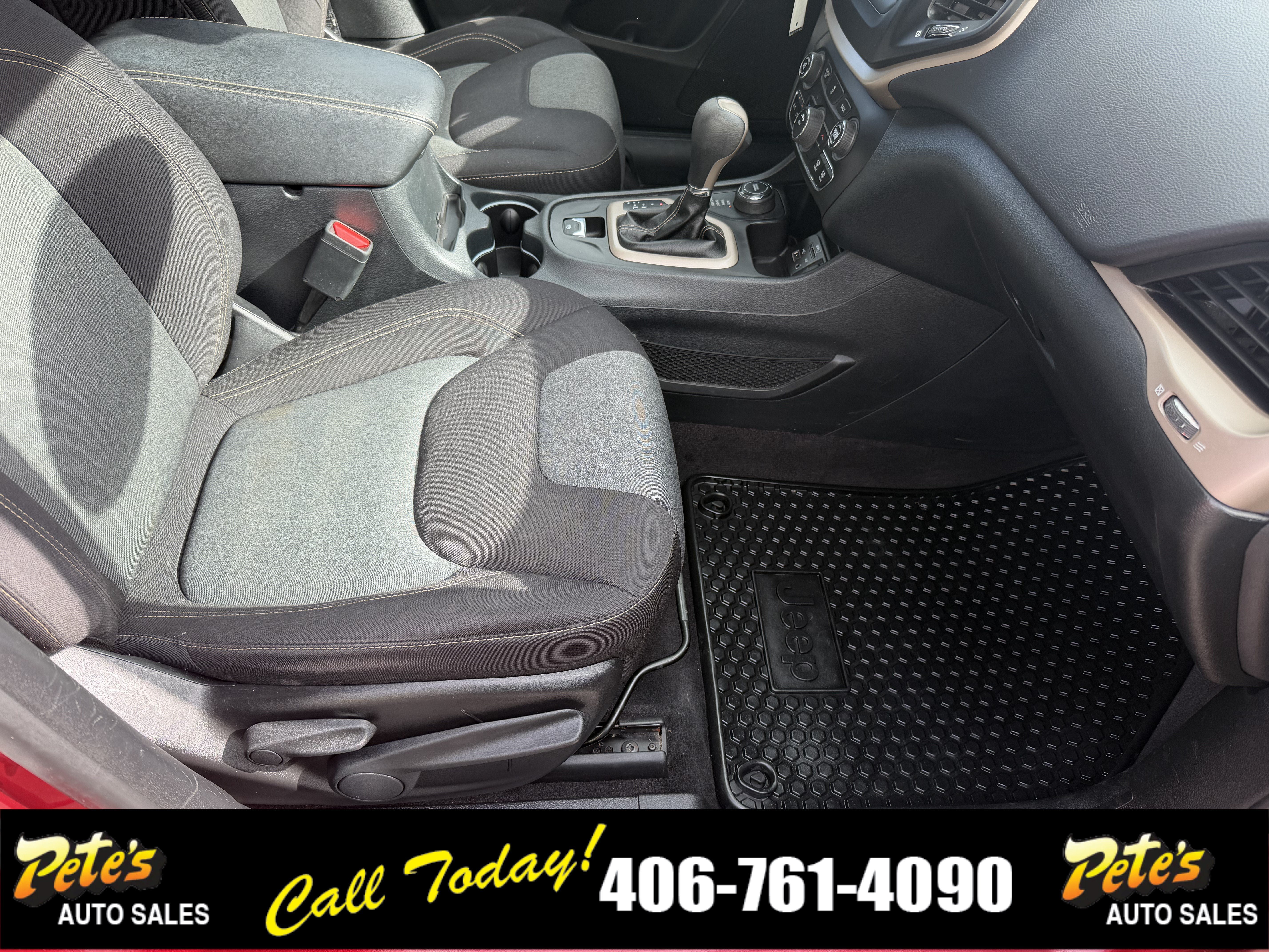 Used 2016 Jeep Cherokee Sport w/ Cold Weather Group AWD/4WD image 15
