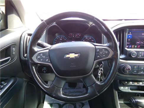 Used 2019 Chevrolet Colorado Z71 image 5