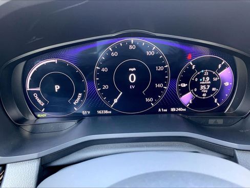 Used 2024 MAZDA CX-90 Plug-In Hybrid w/ Premium Plus image 26