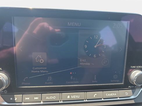 Used 2024 Nissan Altima 2.5 SR FWD image 21