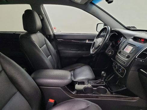 Used 2015 Kia Sorento LX AWD/4WD image 21