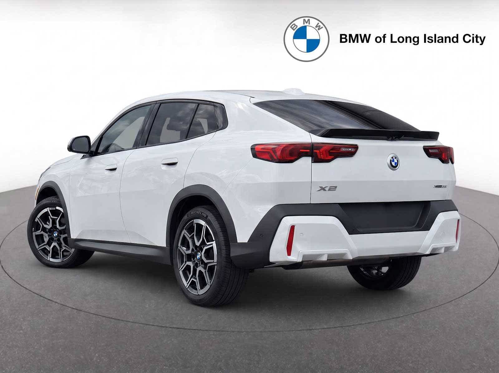 New 2026 BMW X2 xDrive28i w/ Convenience Package AWD/4WD image 5