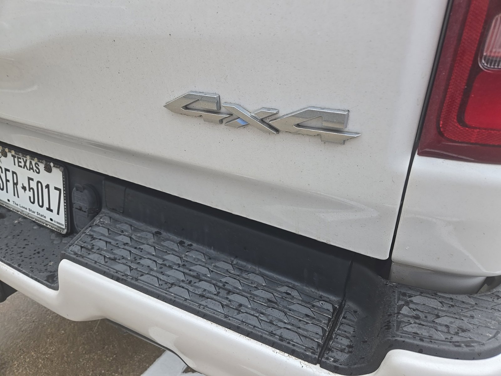 Used 2022 RAM 1500 Laramie w/ Laramie Southwest Edition AWD/4WD image 8