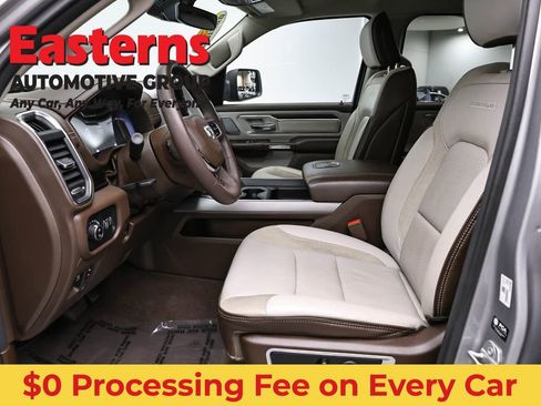 Used 2025 RAM 1500 Laramie AWD/4WD image 14