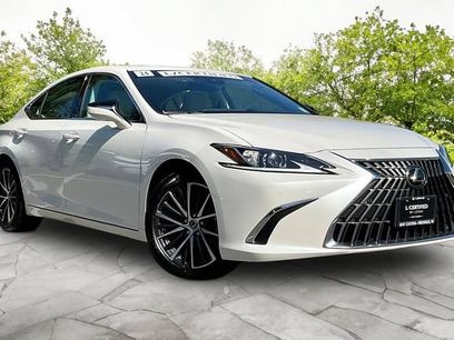 Certified 2024 Lexus ES 350 w/ Premium Package