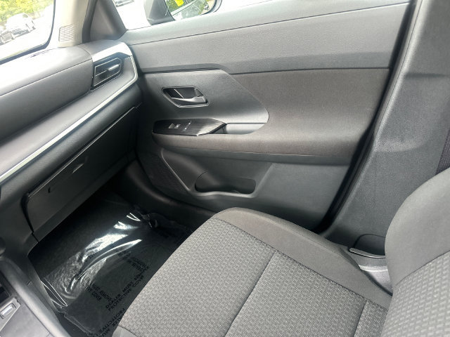 Used 2025 Nissan Kicks S FWD image 17
