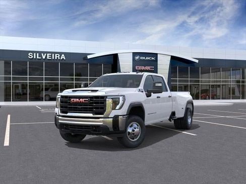 New 2026 GMC Sierra 3500 Pro image 8