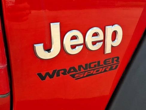 Used 2018 Jeep Wrangler Sport AWD/4WD image 22