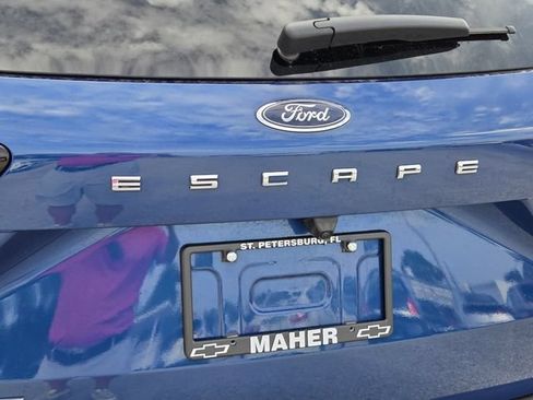Used 2023 Ford Escape Active AWD/4WD image 12