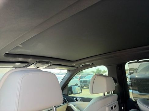 Used 2021 BMW X5 sDrive40i w/ M Sport Package RWD image 14