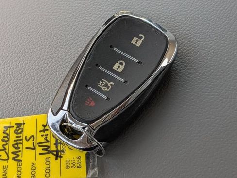Used 2020 Chevrolet Malibu LS FWD image 26