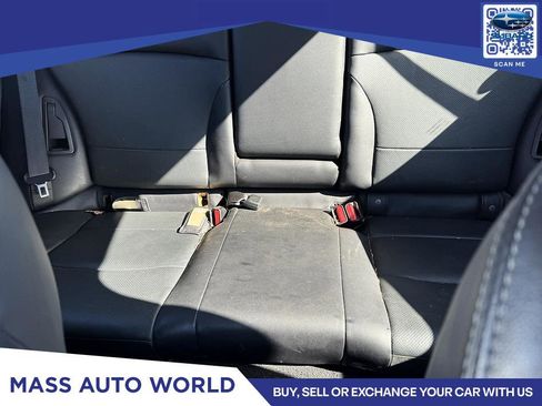 Used 2017 Subaru Outback 2.5i Limited AWD/4WD image 9