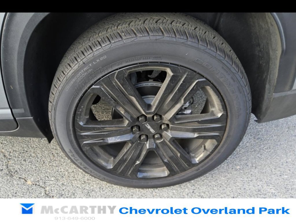 Used 2025 GMC Acadia Elevation w/ Elevation Premium Package FWD image 6