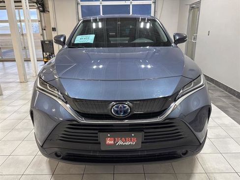 Used 2023 Toyota Venza LE image 6