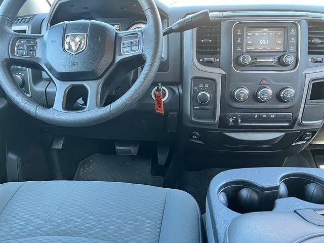 Used 2018 RAM 2500 Tradesman w/ Chrome Appearance Group AWD/4WD image 13