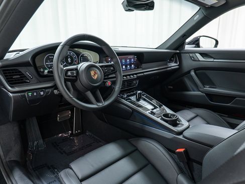 New 2026 Porsche 911 Carrera RWD image 4