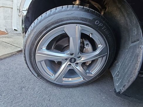 Used 2024 Audi A6 Premium Plus image 34