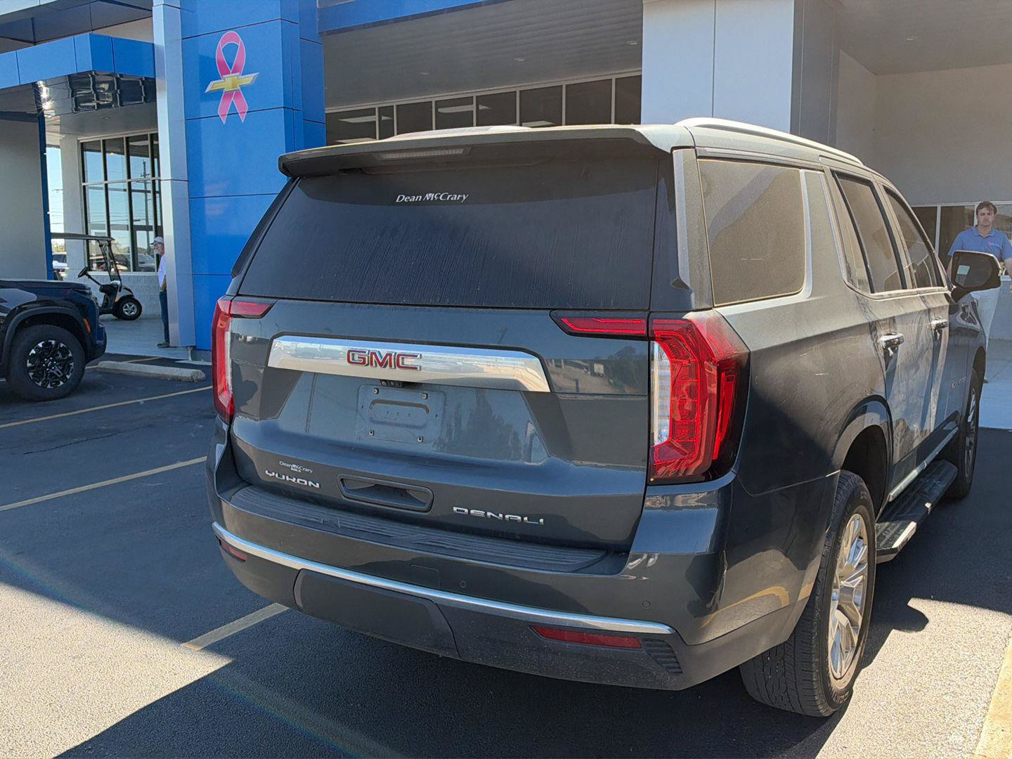 Used 2021 GMC Yukon Denali w/ Advanced Technology Package RWD image 8
