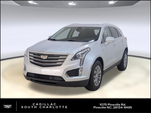 Used 2017 Cadillac XT5 Luxury w/ Driver Awareness Package image 1